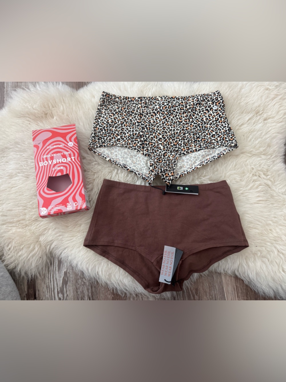 Discreture organic two pack underwear NWT